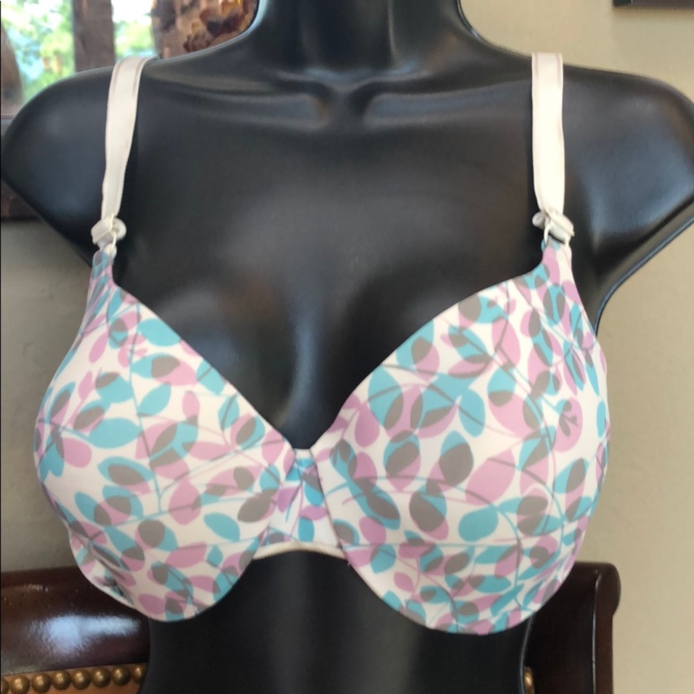 Brand New Comfy bra with removable straps